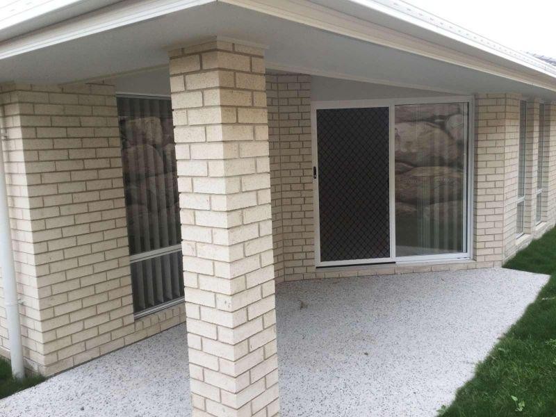 27 Flora Terrace, Pimpama QLD 4209