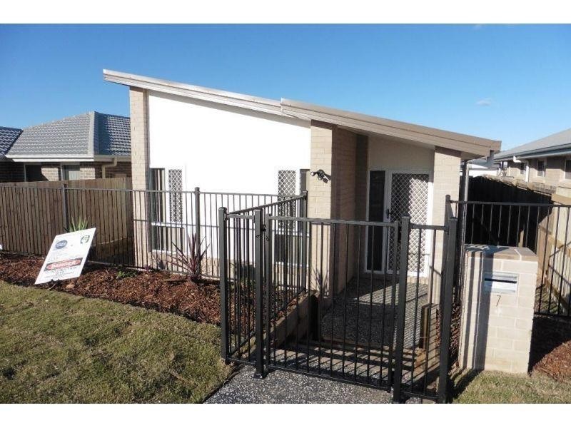 7 Carnarvon Court, Pimpama QLD 4209