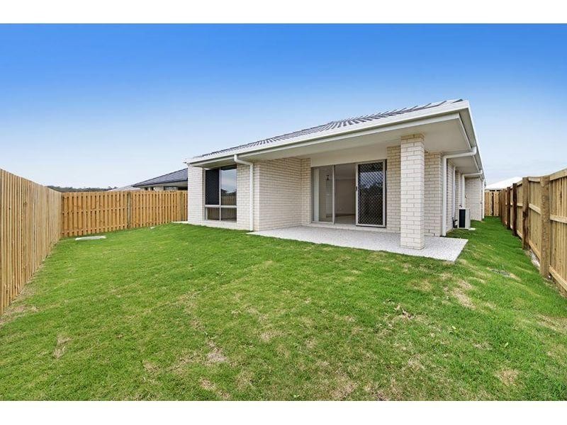 79 Dixon Drive, Pimpama QLD 4209