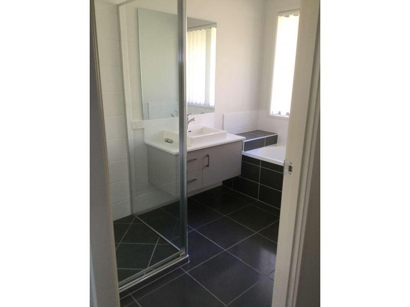 5 Kingfisher Street, Pimpama QLD 4209