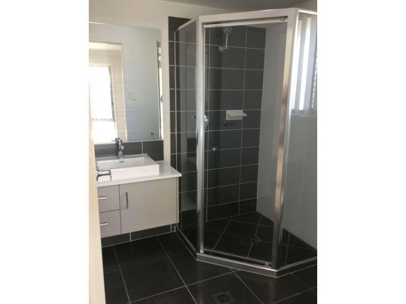 5 Kingfisher Street, Pimpama QLD 4209