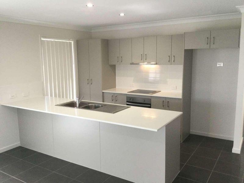 5 Kingfisher Street, Pimpama QLD 4209