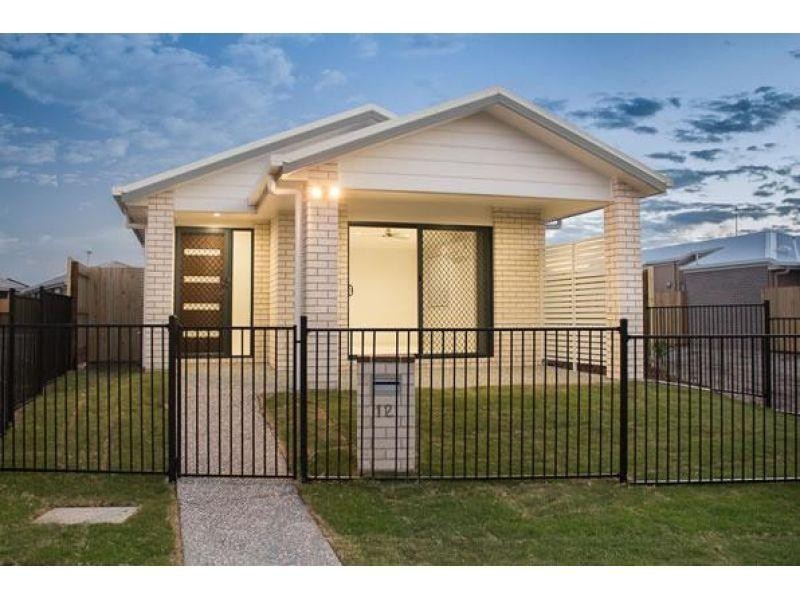 12 Carnarvon Court, Pimpama QLD 4209