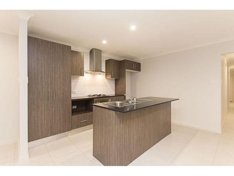 12 Carnarvon Court, Pimpama QLD 4209