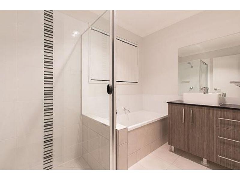 12 Carnarvon Court, Pimpama QLD 4209