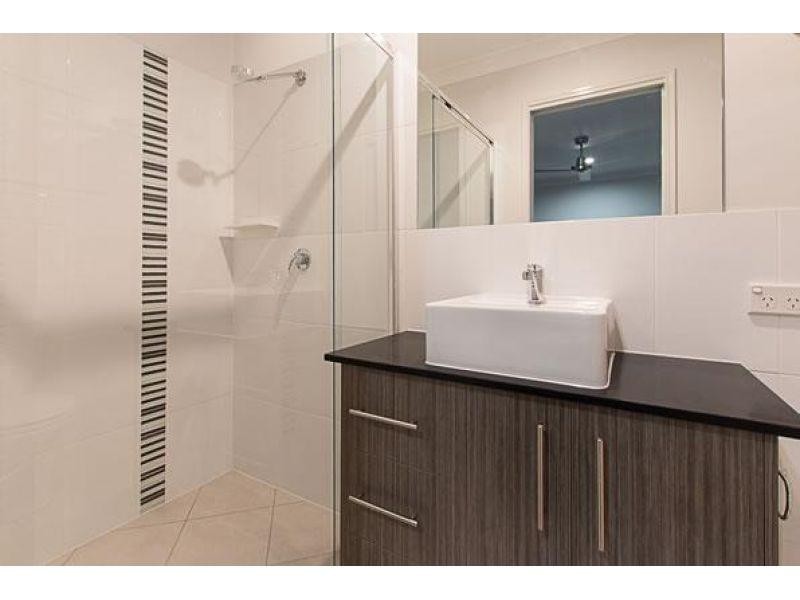 12 Carnarvon Court, Pimpama QLD 4209