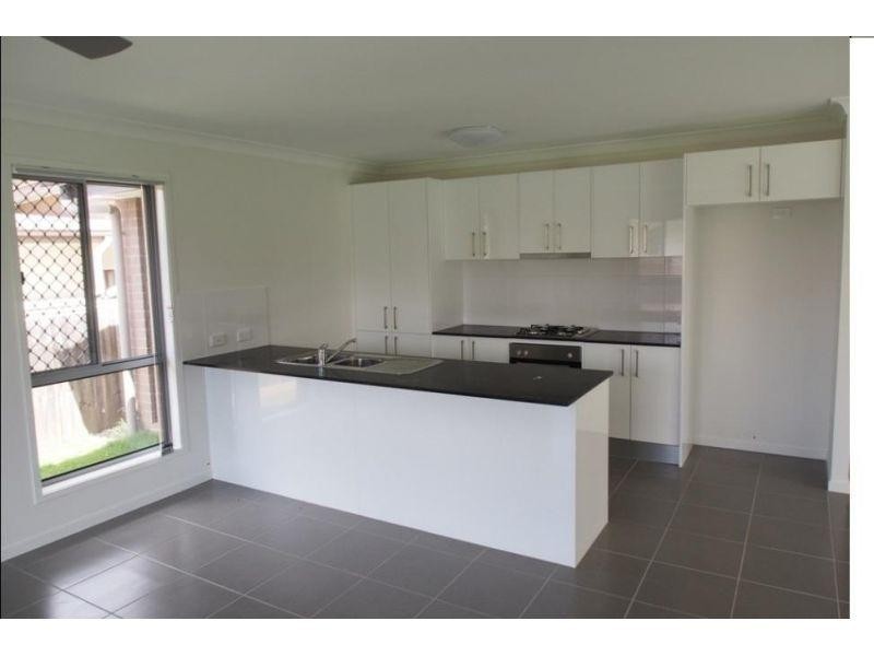 38 Lisa Crescent, Coomera QLD 4209