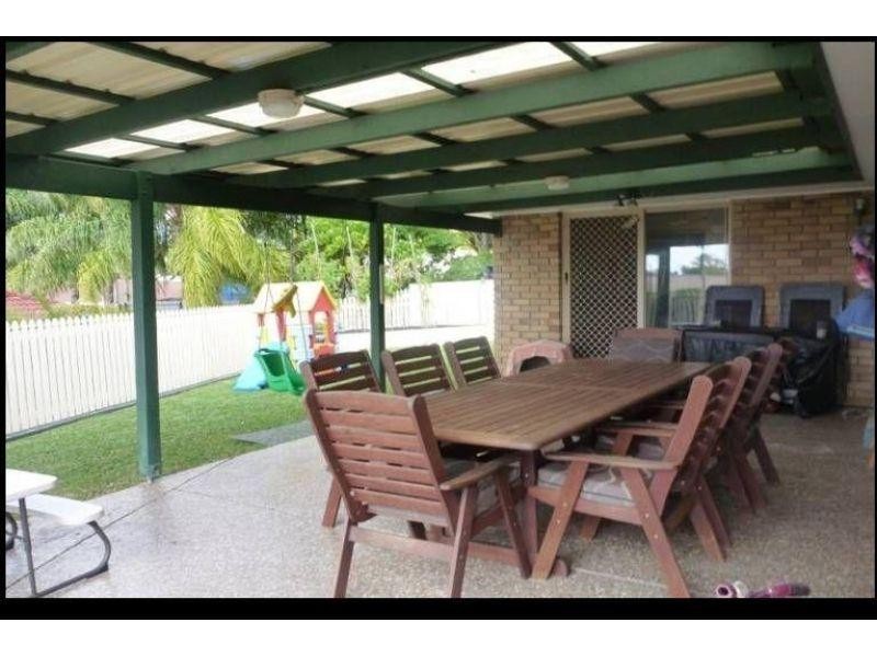 2/19 Cabot Ct, Merrimac QLD 4226
