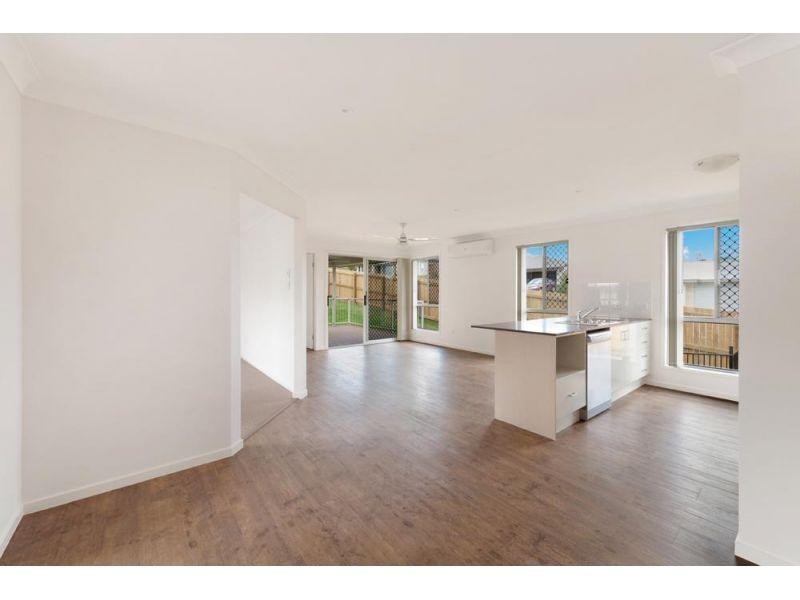 10 Justin Street, Pimpama QLD 4209