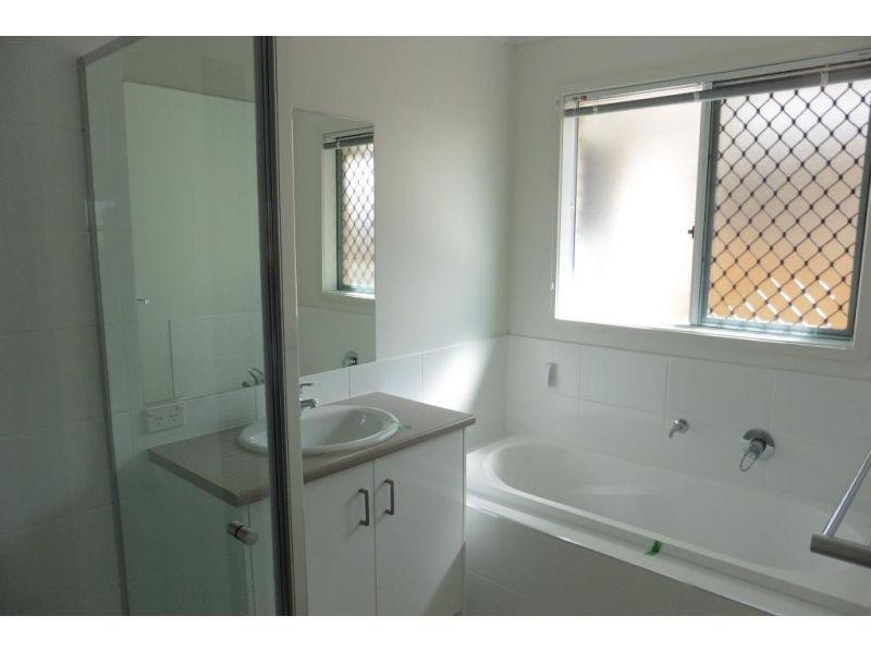 50 Trump Street, Pimpama QLD 4209