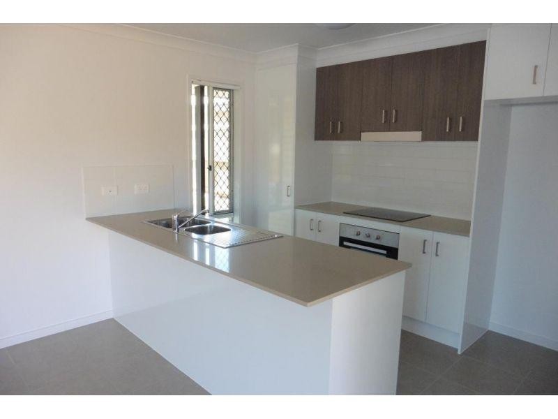 39 Matas Drive, Pimpama QLD 4209