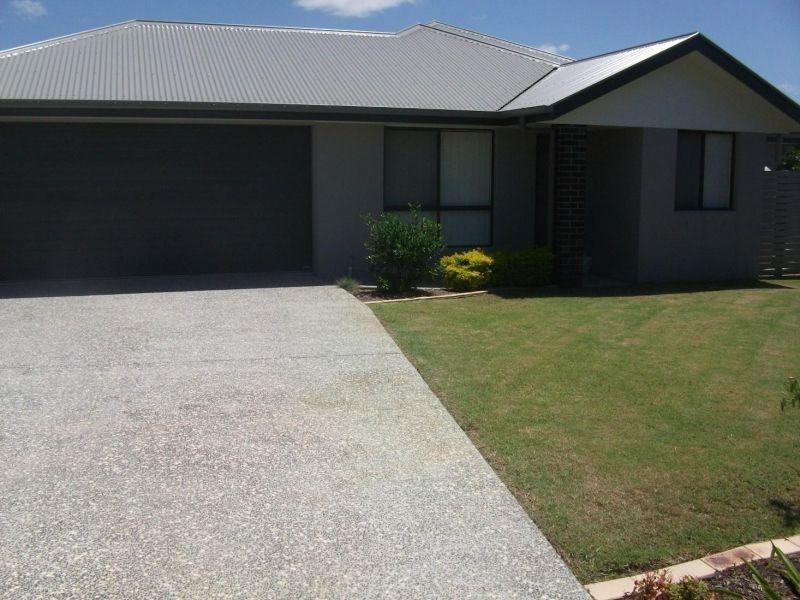 1/1 Alfa Drive, Upper Coomera QLD 4209