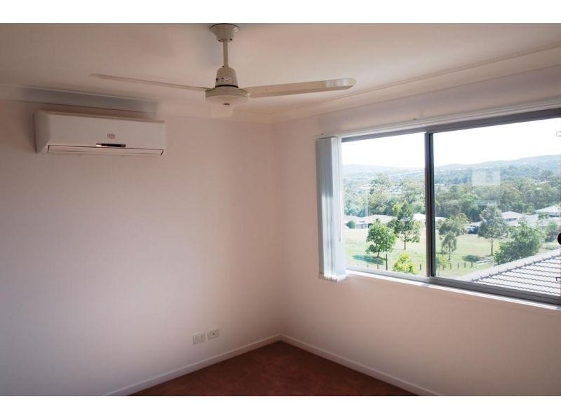 2/20 Ambition Street, Ormeau QLD 4208