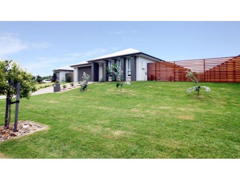 28 Cypress Circuit, Coomera QLD 4209