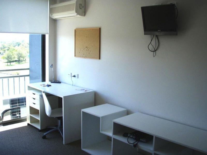 639/25 Lake Orr Drive, Robina QLD 4226