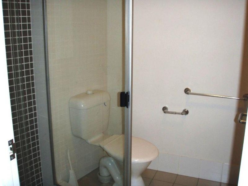 639/25 Lake Orr Drive, Robina QLD 4226