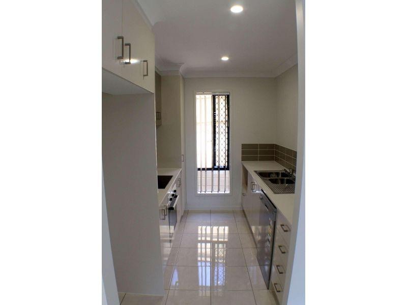 17 Cairnlea Drive, Pimpama QLD 4209