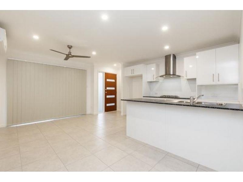9 Rory Lane, Pimpama QLD 4209