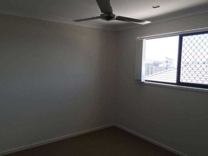 4 Hillsborough Place, Pimpama QLD 4209