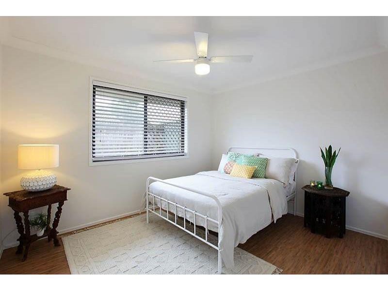 19 Warratina Street, Labrador QLD 4215