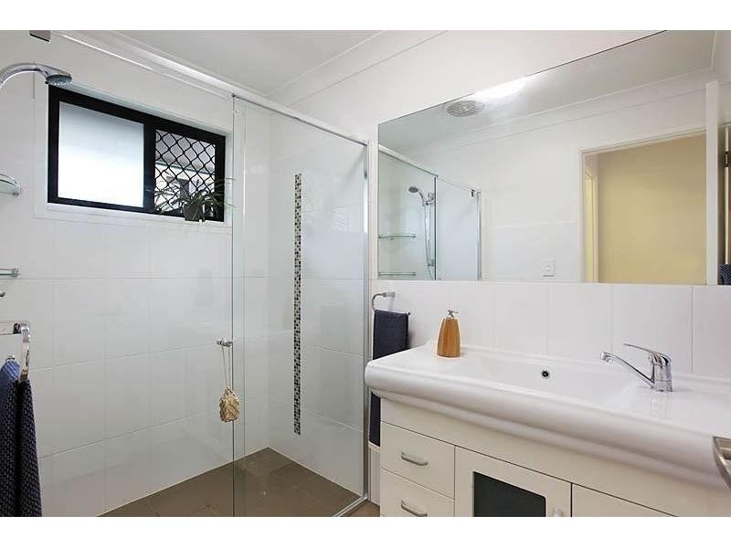 19 Warratina Street, Labrador QLD 4215