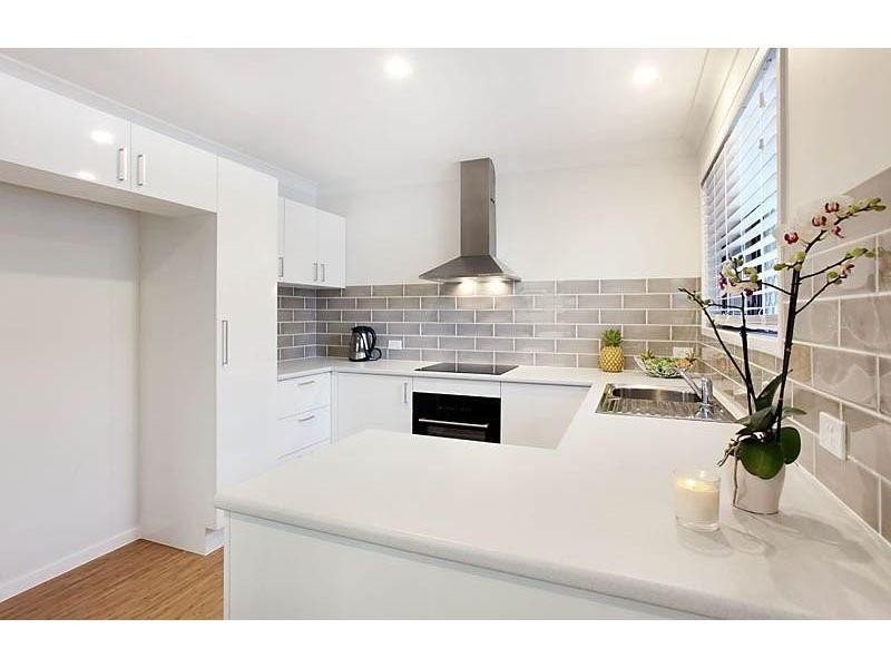 19 Warratina Street, Labrador QLD 4215