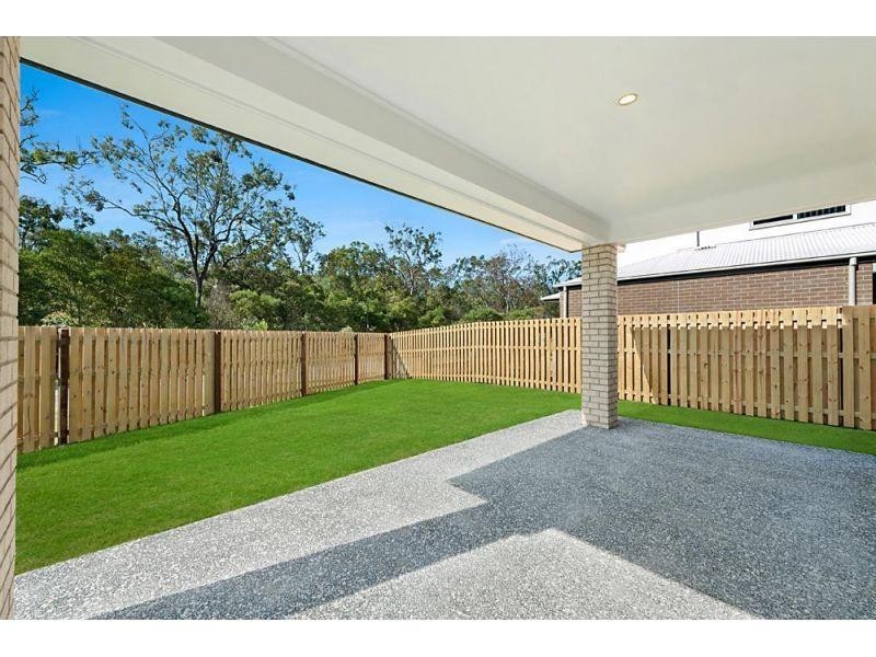 2 Kingfisher Street, Pimpama QLD 4209