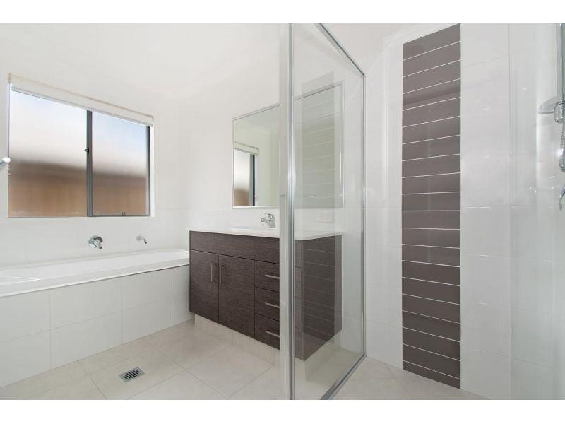 Lot 565 Valley Mist Place, Maudsland QLD 4210