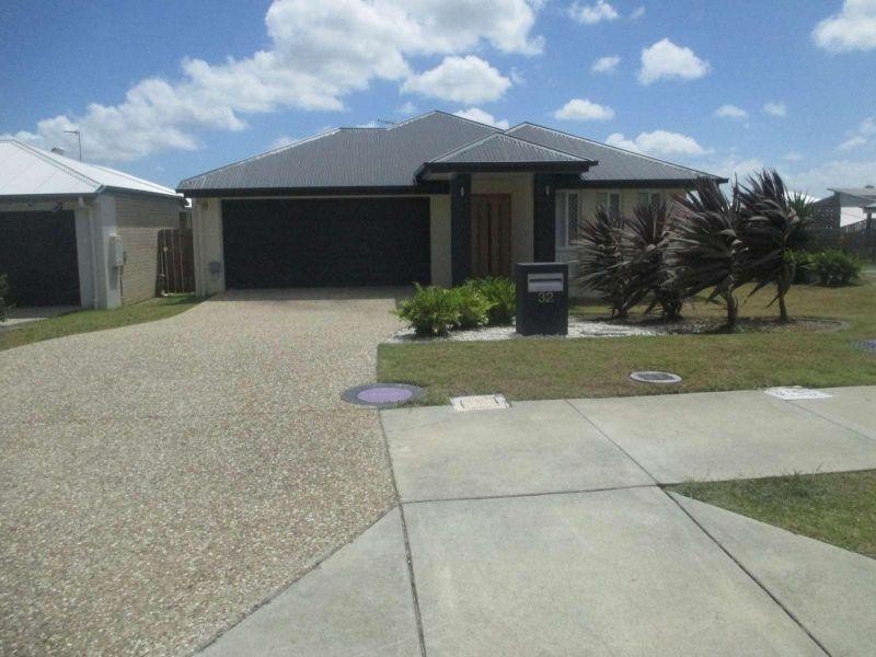 32 Carpenters Drive, Coomera QLD 4209