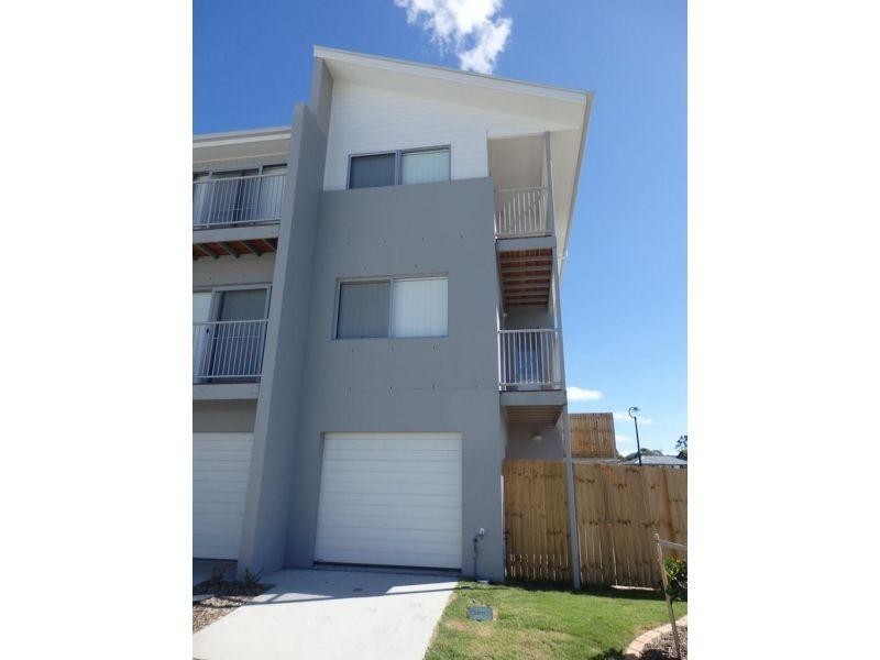 8/2 Tayla Street, Pimpama QLD 4209