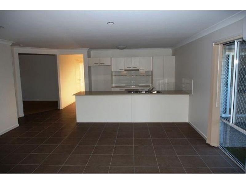 29 Pyrite St, Pimpama QLD 4209