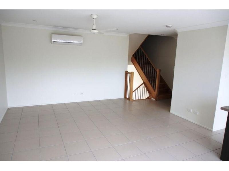 18/7 Bedford Road, Pimpama QLD 4209