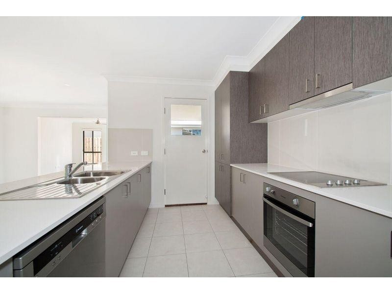 6 McPherson Crescent, Coomera QLD 4209