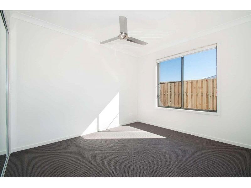 6 McPherson Crescent, Coomera QLD 4209