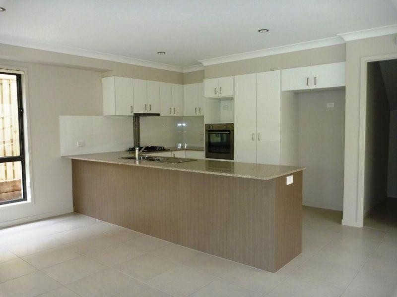 18 Stratus Lane, Coomera QLD 4209