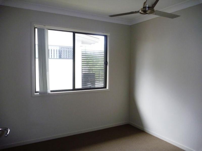 18 Stratus Lane, Coomera QLD 4209