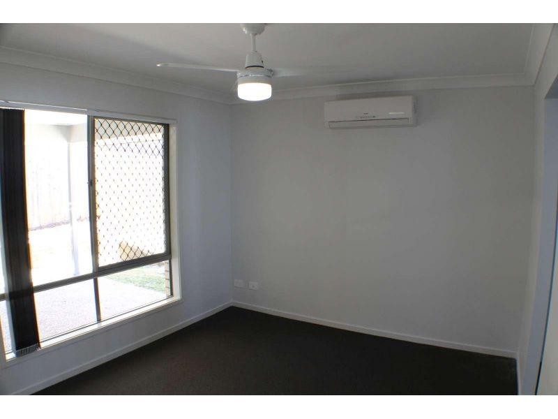 9 Chrome Drive, Pimpama QLD 4209