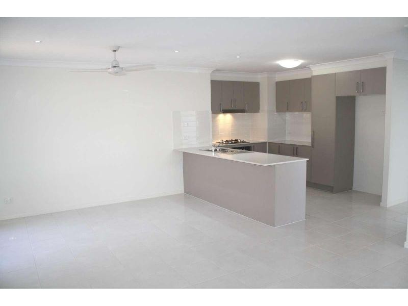 1/2 Gemini Circuit, Coomera QLD 4209