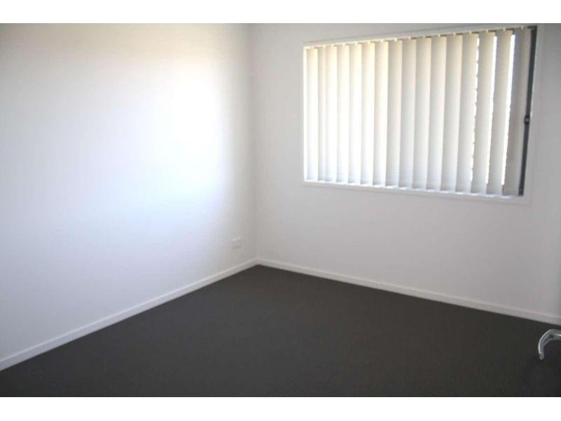 2/2 Gemini Circuit, Coomera QLD 4209