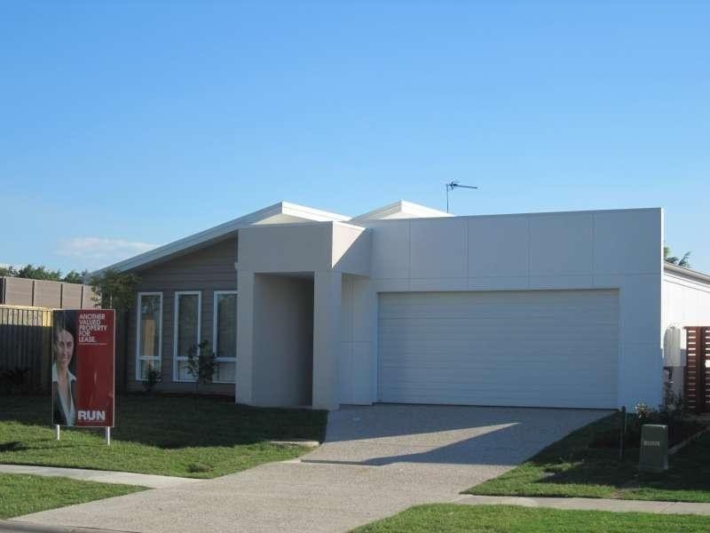 1/6 Pendraat Parade, Hope Island QLD 4212