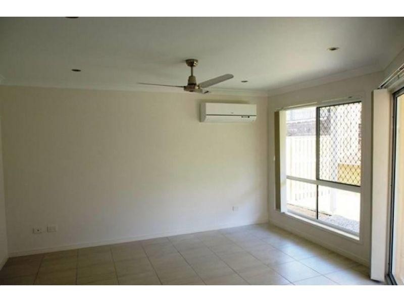 9 Paradise Drive, Coomera QLD 4209