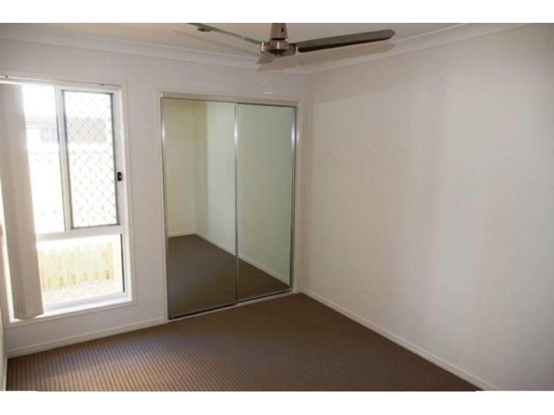 9 Paradise Drive, Coomera QLD 4209