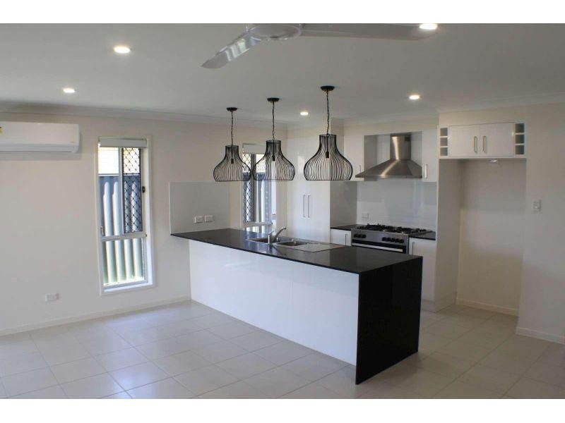 72 Taurus Circuit, Coomera QLD 4209