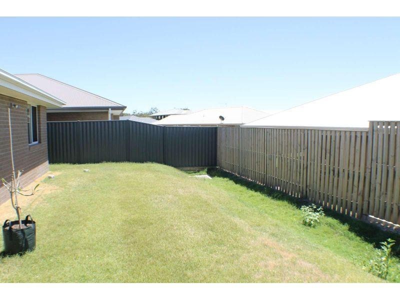 72 Taurus Circuit, Coomera QLD 4209