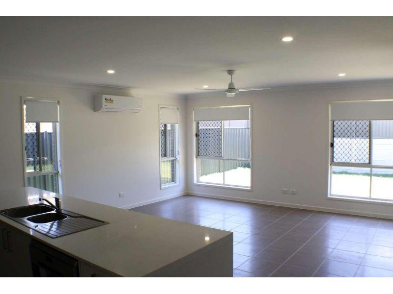 27 Gatina Crescent, Coomera QLD 4209