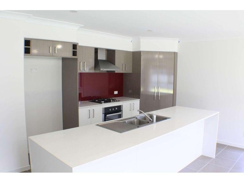 27 Gatina Crescent, Coomera QLD 4209