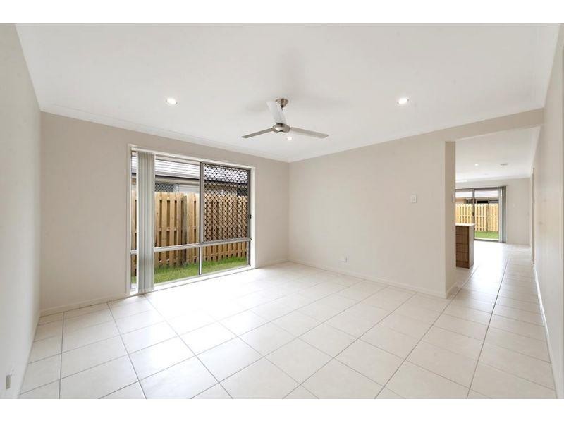17 Parkland Circuit, Pimpama QLD 4209