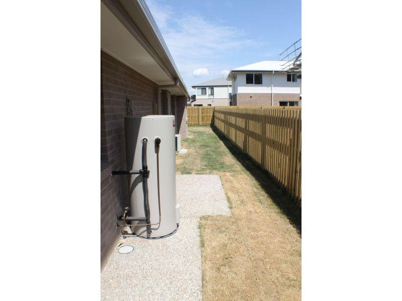 17 Parkland Circuit, Pimpama QLD 4209