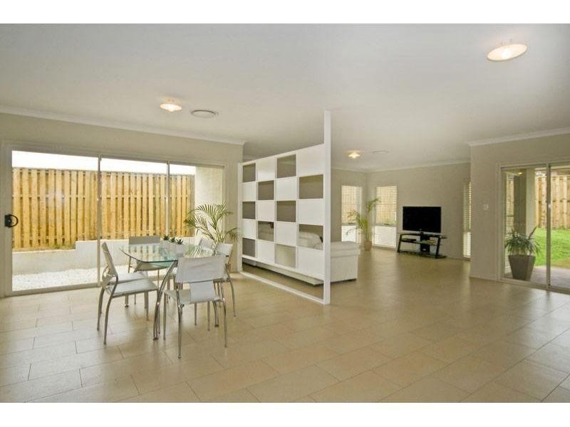 35 Lynbrook Avenue, Ormeau QLD 4208