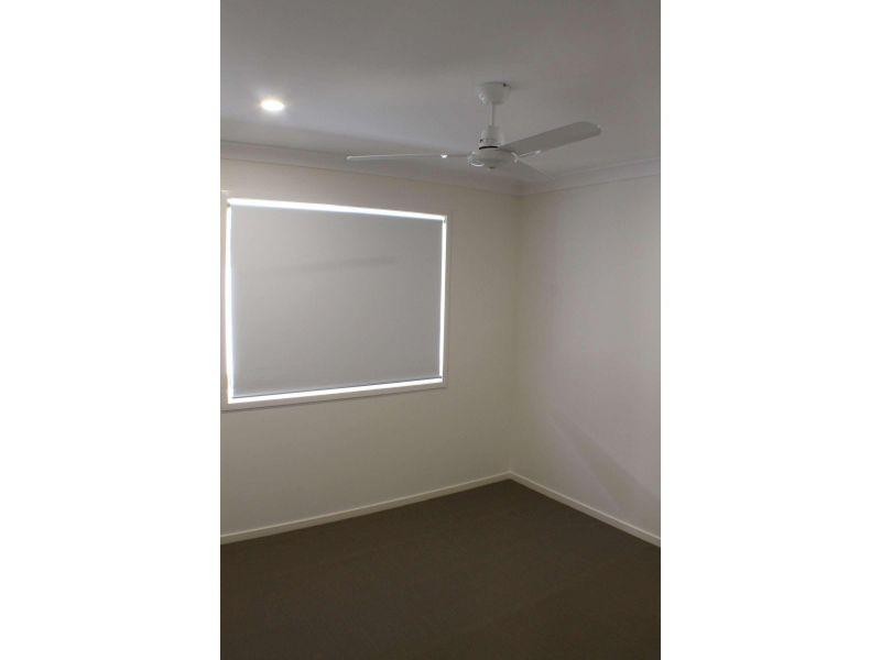 8 Stairway Street, Coomera QLD 4209